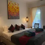 Villa Cantik Kuta Regency